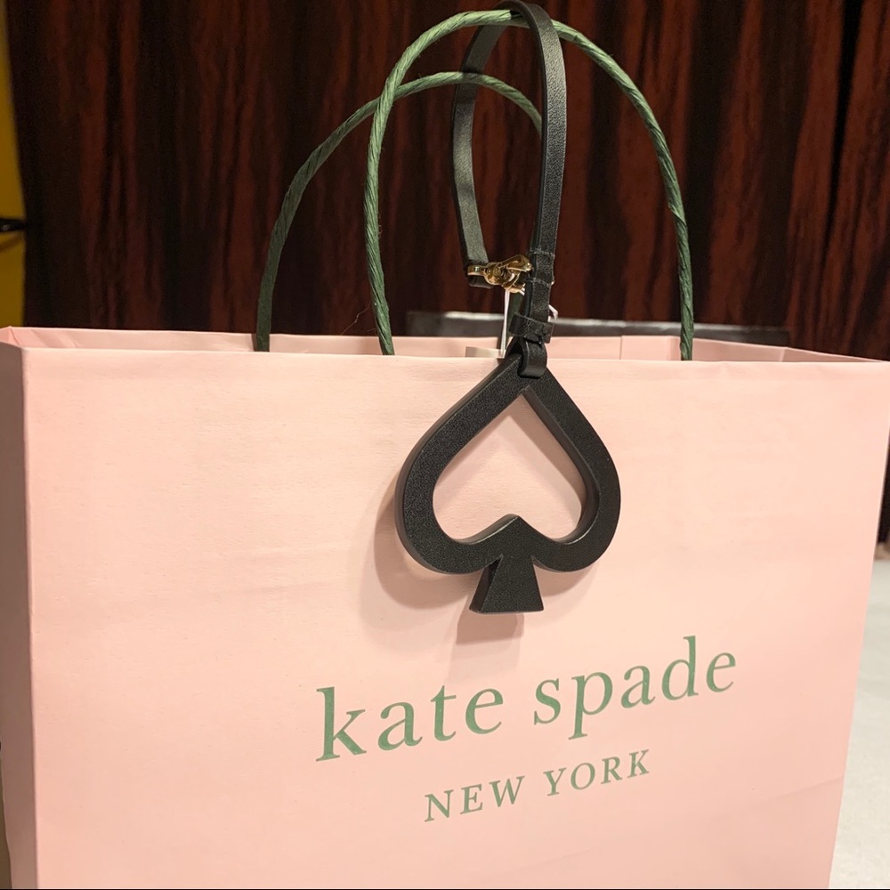 LAST 1♠️KATE SPADE CUTOUT♠️LEATHER KEYCHAIN BNWT - Picture 8 of 8